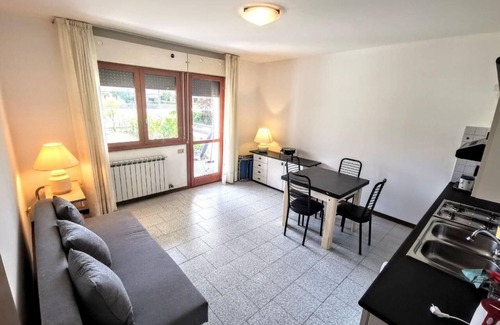 Reschigliano House | 1 MIN TO THE BEACH, POOL APARTMENT