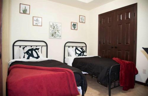 Edinburg Apartment | 1 Min to University UTRGV 2BD 2BT town suite