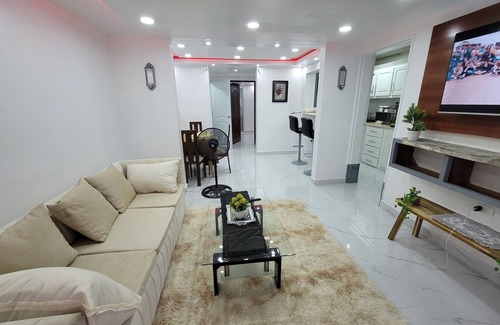 Lope De Vega Apartment | 1 minute from the Sirena market, from the Lopez de Vega. In piantini.