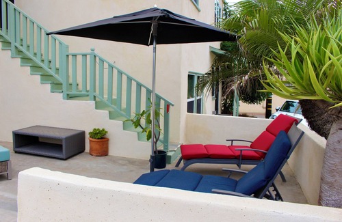 Ocean Beach House | 1 minute walk to the beach! Two story duplex - sleeps 10