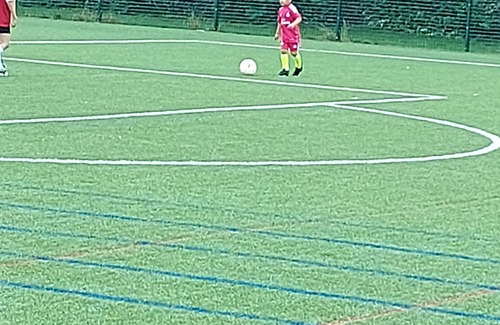 Preston House | 1 Minutes Walk to Tubes so All London is Easy. Big Double Room With Fitted Robes