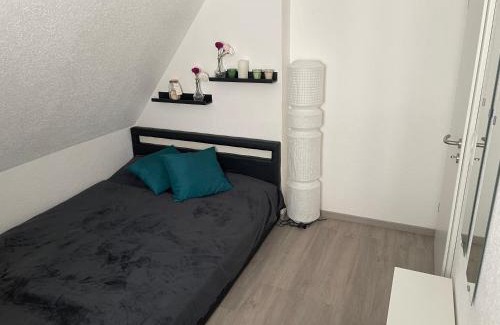 Memmingen House | #1 modernes Zimmer mit Pool und Garten