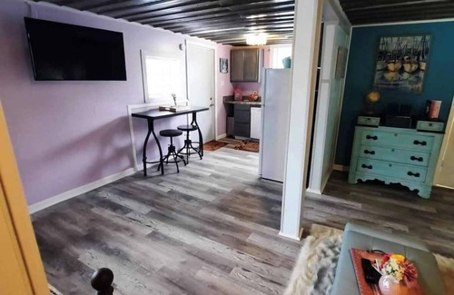 Muscle Shoals Condo | #1 Right on the lake! two piers! Great fishing!