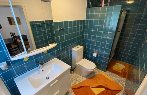 Lennep Apartment | 1 room apartment with large bathroom