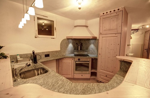 Silvaplana Apartment | 1-room flat with garden view on the 3rd floor