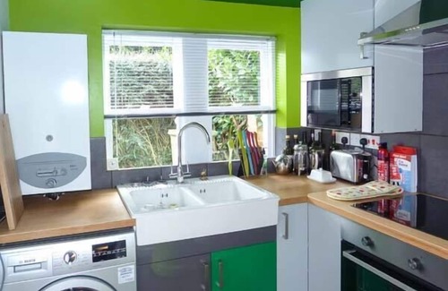 Ticehurst Cottage | 1 ST. MARYS LANE, with a garden in Ticehurst