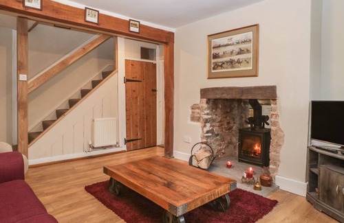 Fownhope Cottage | 1 TUMP COTTAGES, pet friendly, character holiday cottage in Fownhope