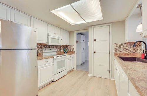 South Bradenton House | 10 Mi to Anna Maria Island: Bradenton Family Home