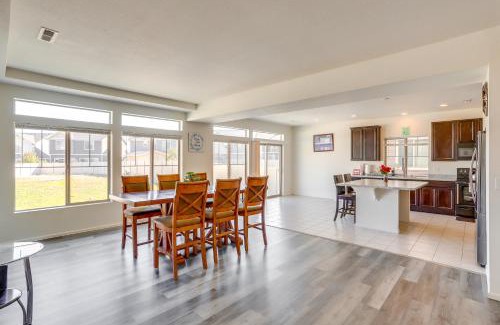 Gateway House | 10 Mi to DIA Family Home with Yard!