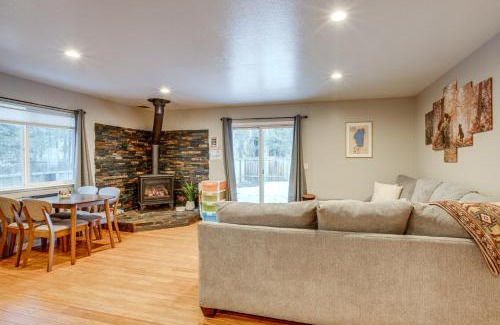 Christmas Valley House | 10 Mi to Heavenly Mountain Home with Deck and Yard