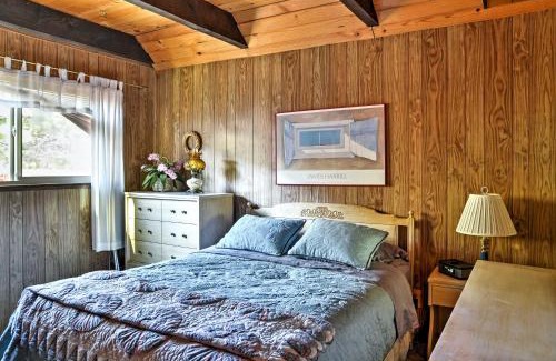 Christmas Valley House | 10 Mi to Lake Tahoe Beaches Home with Pool Table