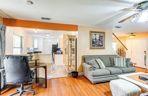 Ocoee House | 10 Mi to Universal Orlando: Home w/Screened Porch