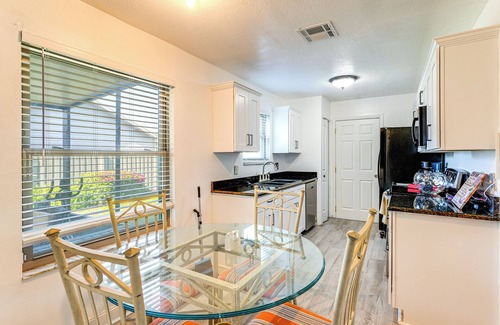 Ocoee House | 10 Mi to Universal Orlando: Home w/Screened Porch