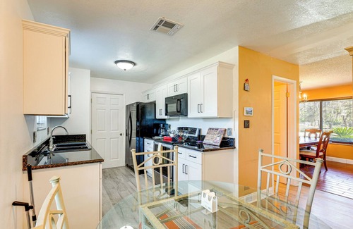 Ocoee House | 10 Mi to Universal Orlando: Home w/Screened Porch