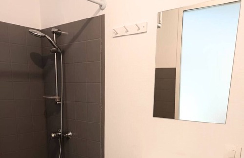 Saint-Amand-sur-Sevre Apartment | 10 min from Puy du Fou - Le Grain Blanc
