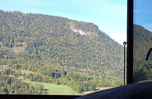 Faverges-Seythenex Ski Chalet | 10 min from Lake Annecy, large, quiet chalet with view