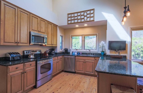 Heritage Woods House | 10 Min Walk to Beach; Private, Heatable Pool in Secluded Backyard; Fabulous Kids' Bunk Room!