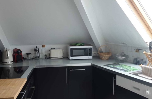 Le Chesnay Apartment | 10 minutes from the castle