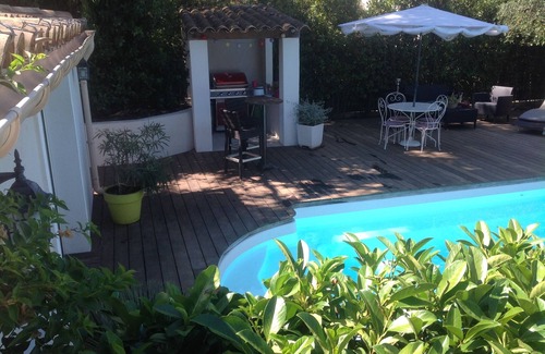 Saint-Jean House | 10 minutes from the Croisette Superb garden level with individual swimming pool