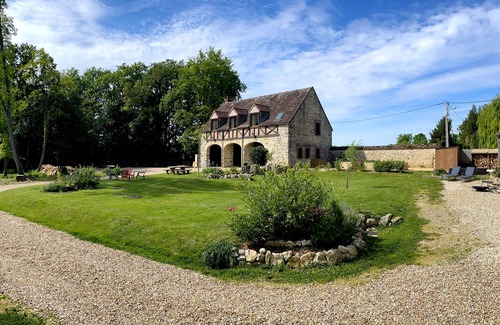 Dormelles Apartment | 10 minutes from Moret sur Loing, gite surrounded by nature