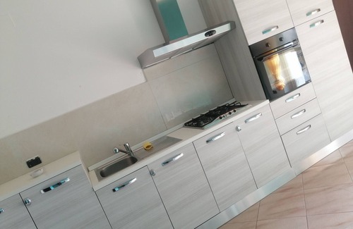 Boltiere House | 10 minutes from the amusement park Leolandia rents rooms for families