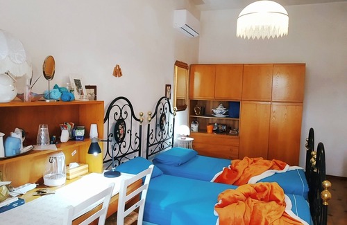 Milis Bed & Breakfast | ♥ 10 minutes from the sea ♥