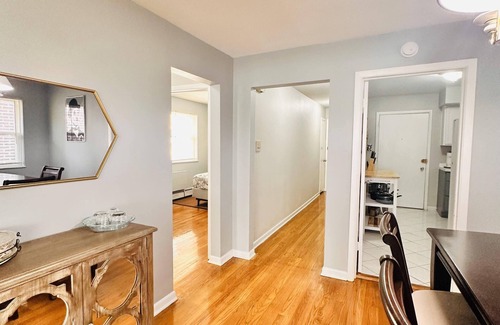 Rogers Park Apartment | 10 minutes to the lake! Family-sized Apt with free parking.