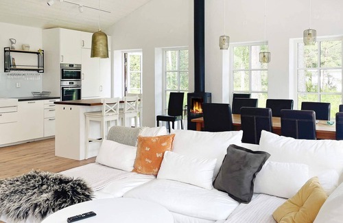 Katthammarsvik House | 10 person holiday home in KATTHAMMARSVIK