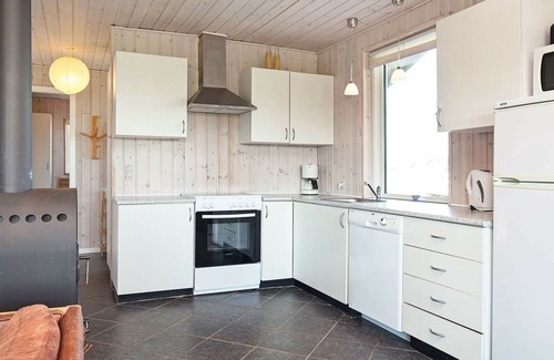 Vrist Strand House | 10 person holiday home in Harboøre