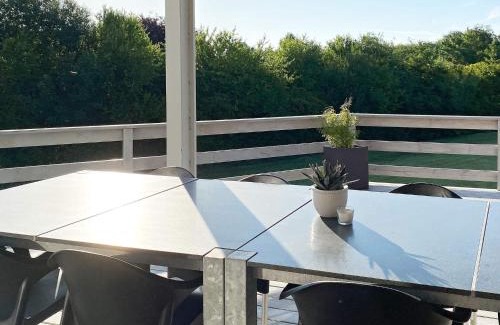 Pøt Strandby House | 10 person holiday home in Juelsminde-By Traum