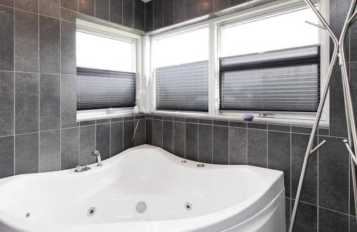 Tranum House | 10 person holiday home in Brovst-By Traum