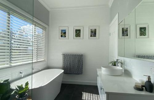 Bellawongarah House | 100 acres of mountain paradise all to yourself