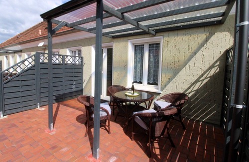Goerlitz Condo | 100 m² apartment with balcony - old town & lake within easy reach