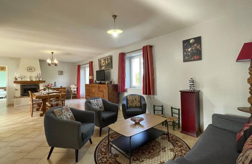 La Chapelle-Souef Cottage | 100 m² Cabin ∙ 3 bedrooms ∙ 6 guests