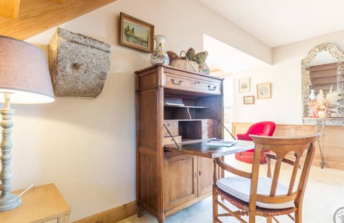 Marcilly Cottage | 100 m² Cabin ∙ 2 bedrooms ∙ 4 guests