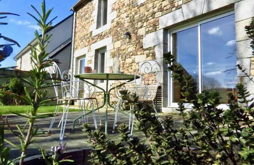 Marcilly Cottage | 100 m² Cabin ∙ 2 bedrooms ∙ 4 guests