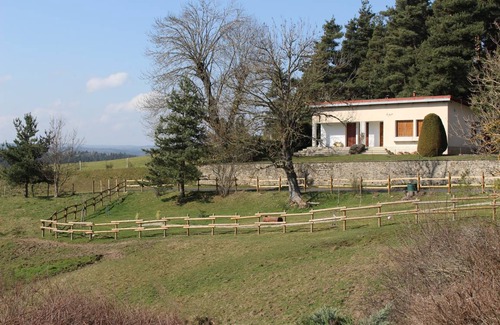 Langogne House | 100 m² House ∙ 3 bedrooms ∙ 6 guests