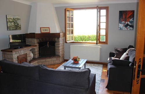 Langogne House | 100 m² House ∙ 3 bedrooms ∙ 6 guests