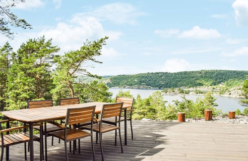 Risor House | 100 m² House ∙ 4 bedrooms ∙ 9 guests