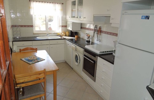 Faulha House | ☀ 100 m² vacation home, pool,⛱ Sesimbra beach, TV/WLAN, Lisbon in 30 min