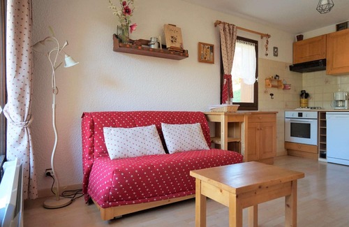 Le Chinaillon Apartment | 100 meters from the slopes, Large Terrace and Mountain View