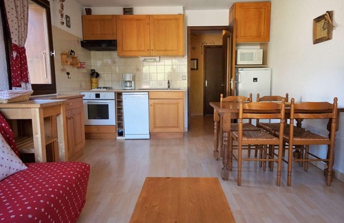 Le Chinaillon Apartment | 100 meters from the slopes, Large Terrace and Mountain View
