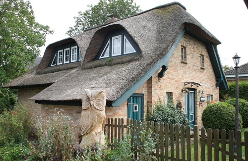 Thomsdorf House | 1000 - Lüntsches Schloss/Thomsdorf - "Experience family happiness in Lüntsches
