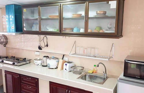 Bang Chak House | 101@Sukhumvit. +simple HOUSE +small POOL +near BTS