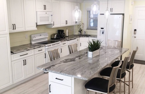 Daytona Beach Shores Condo | #102 2BR 2KING-1QMURPHY 2.5BA OCEAN FRONT Laundry Rm Remodeled 20# DOG Spacious