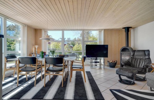 Torup Strand House | 103 m² House ∙ 3 bedrooms ∙ 6 guests