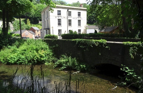 Nailsworth Apartment | (104) Beautiful Apartment in Landmark Cotswold Grade II Listed Georgian House