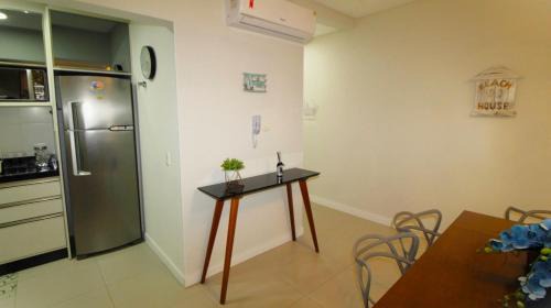 Centro Apartment | 1077 Excelente opção com duas suítes no centro de Bombinhas