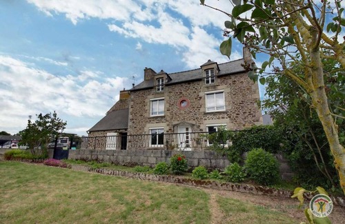 Taden House | 108 m² Gîte ∙ 4 bedrooms ∙ 8 guests