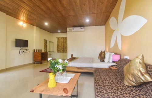 Revadanda House | 108 - Ocean View - La Mer Beach House